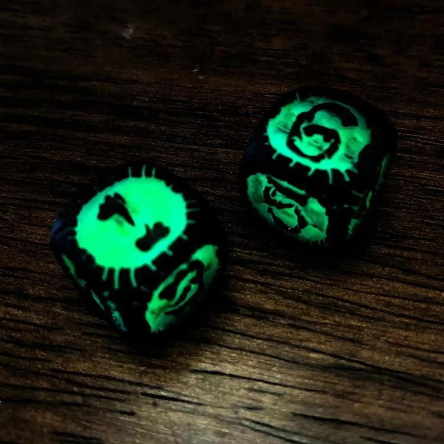 D6 Retro Luminous D&D Dice Set